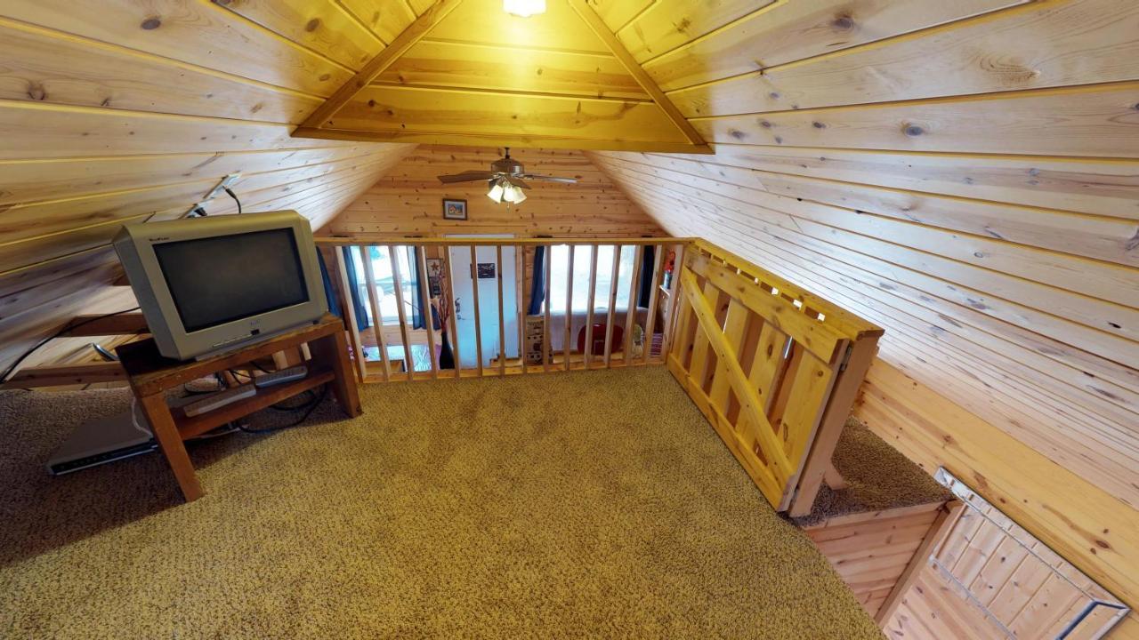 White Pine Cabin By Canyonlands Lodging Monticello Exterior photo